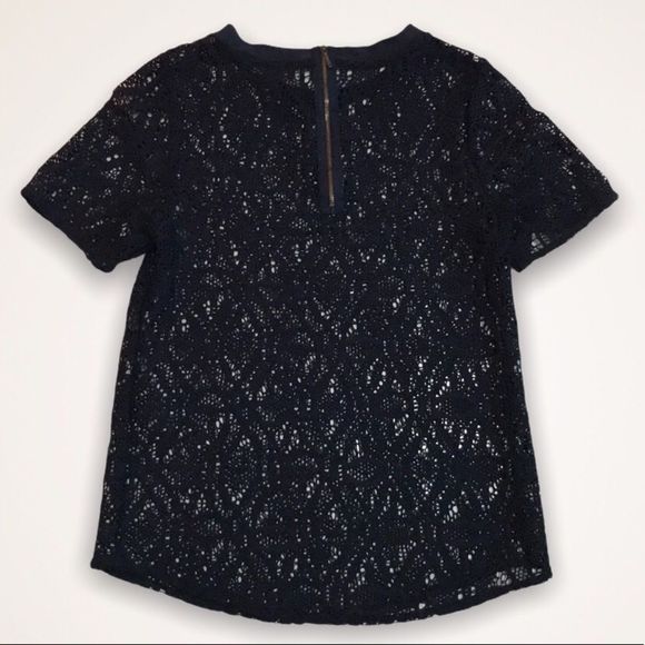 BANANA REPUBLIC Navy Crochet Lace Top - Picture 3 of 7